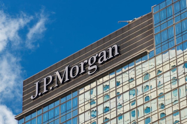 Bullish η JP Morgan για τις ελληνικές μετοχές