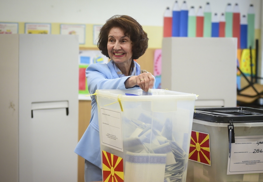 Γιορντάνα Σιλιανόβσκα - Ντάβκοβα νέα πρόεδρος Βόρεια Μακεδονία